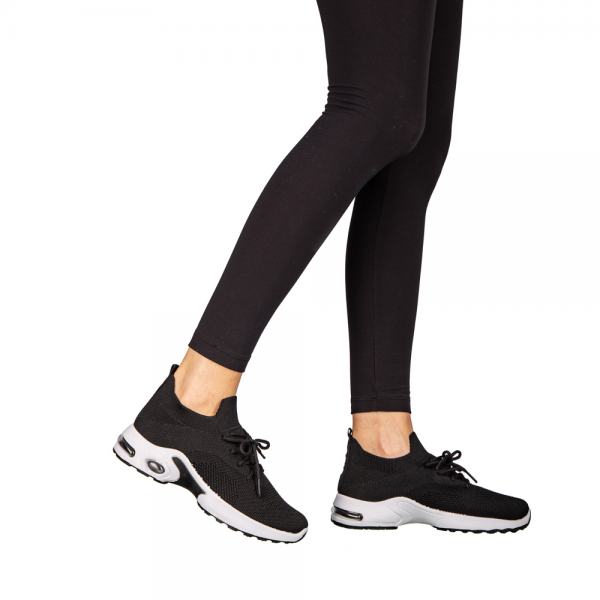 Γυναικεία αθλητικά παπούτσια μαύρα με λευκό από ύφασμα Fepa - Kalapod.gr